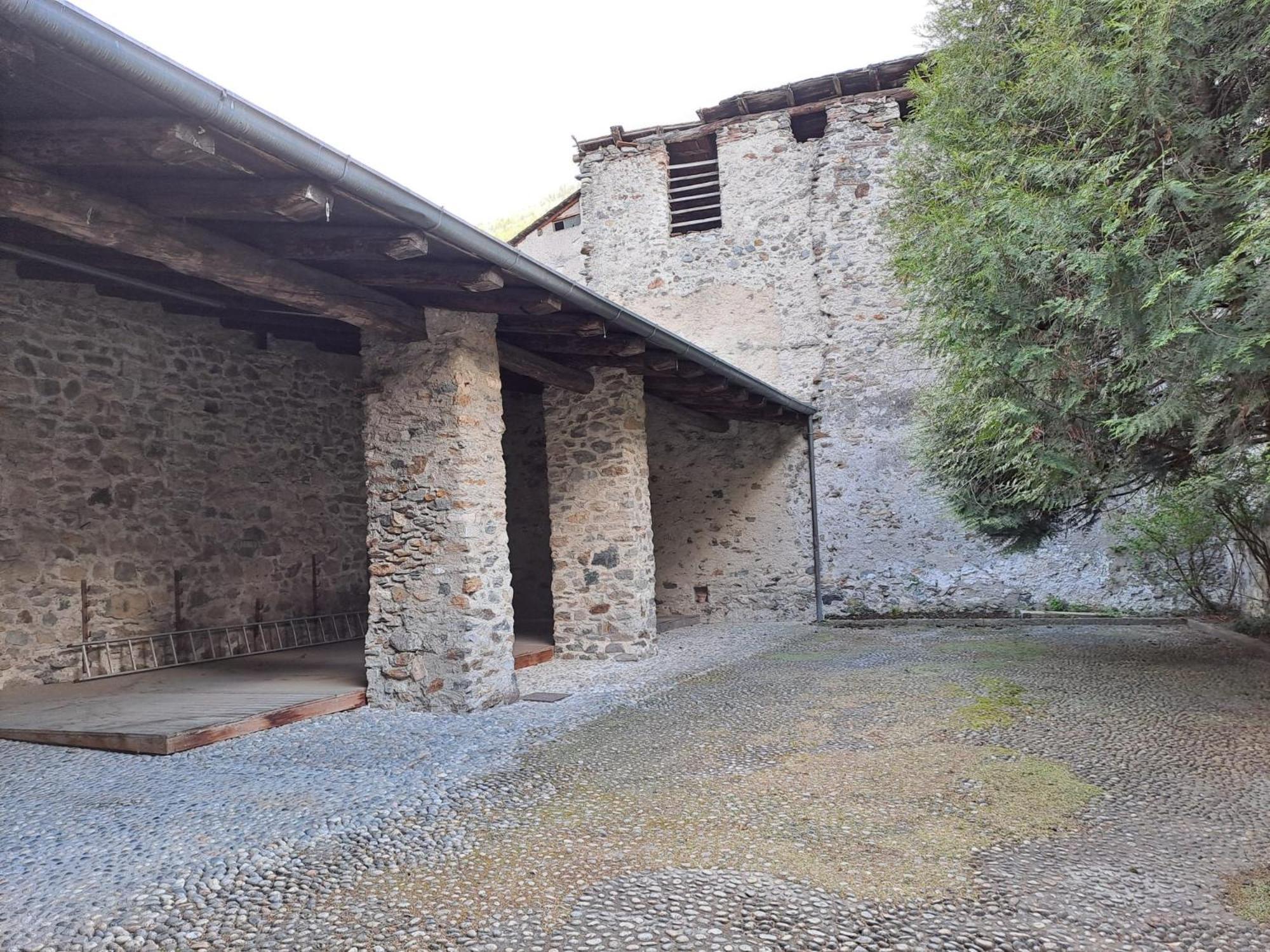 Palazzo Salis - La Dimora Del Conte Apartment Tirano Luaran gambar