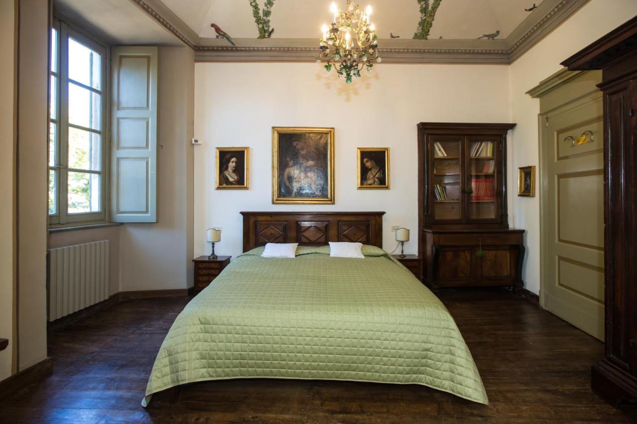 Palazzo Salis - La Dimora Del Conte Apartment Tirano Luaran gambar