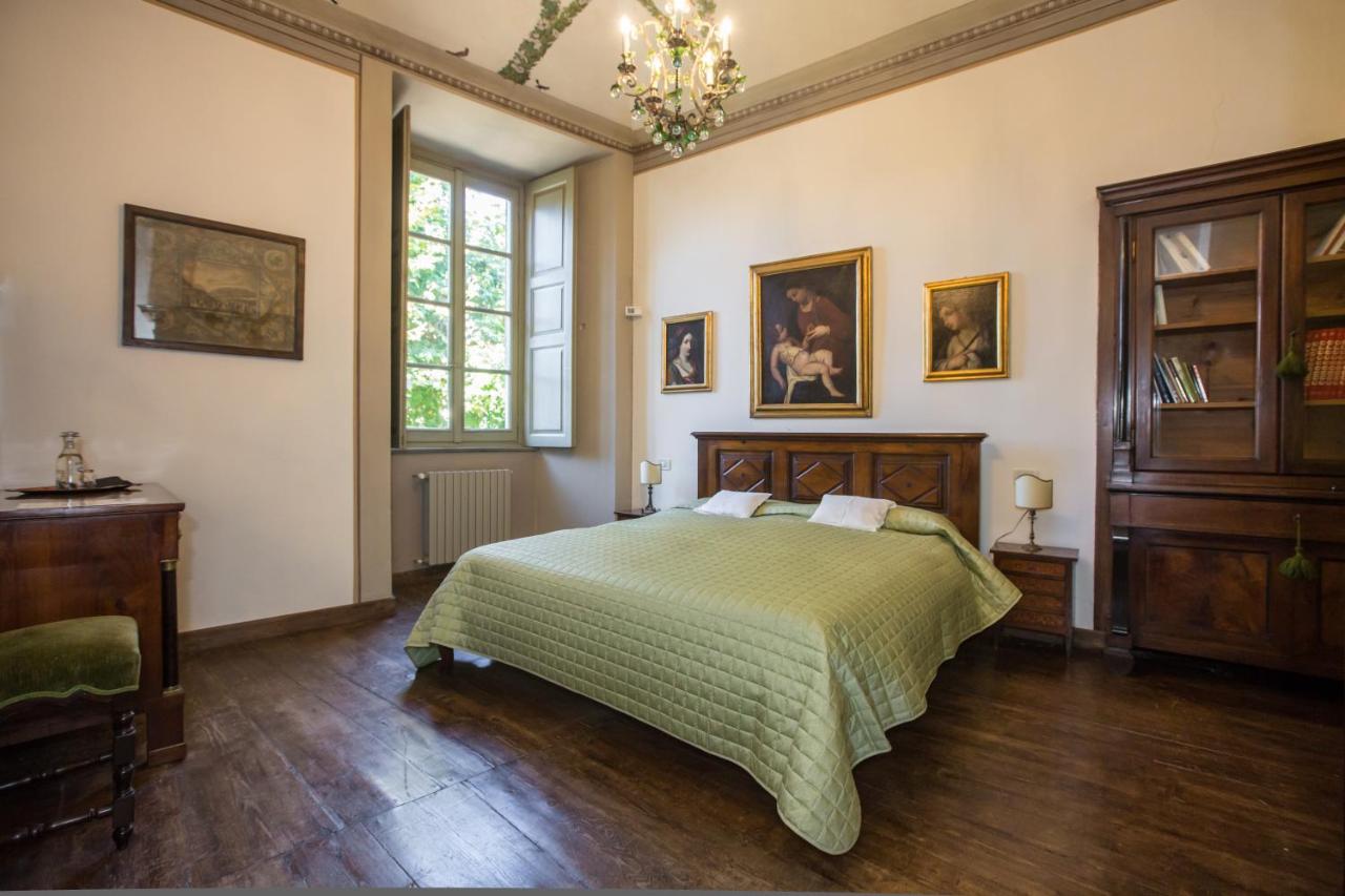 Palazzo Salis - La Dimora Del Conte Apartment Tirano Luaran gambar