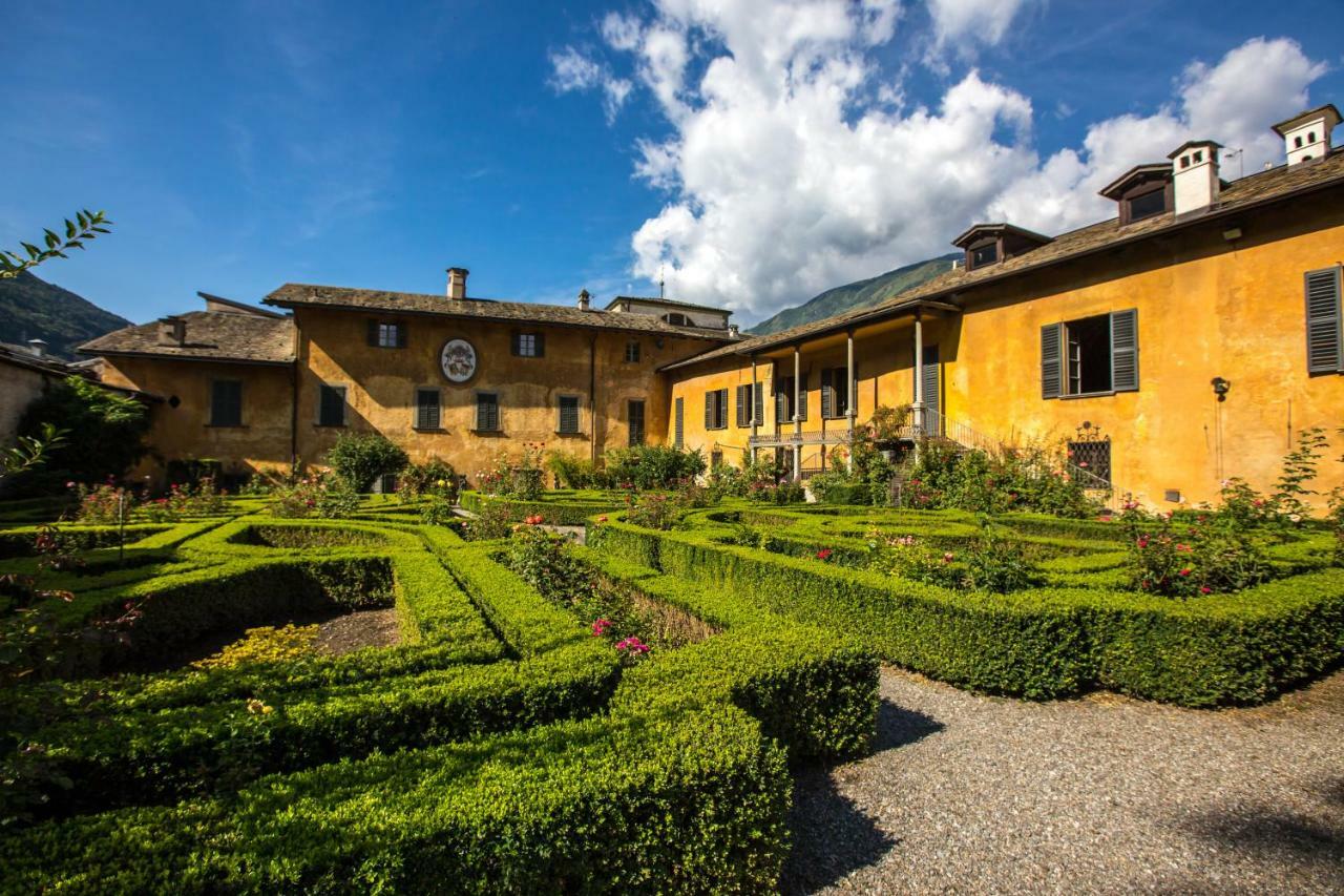 Palazzo Salis - La Dimora Del Conte Apartment Tirano Luaran gambar