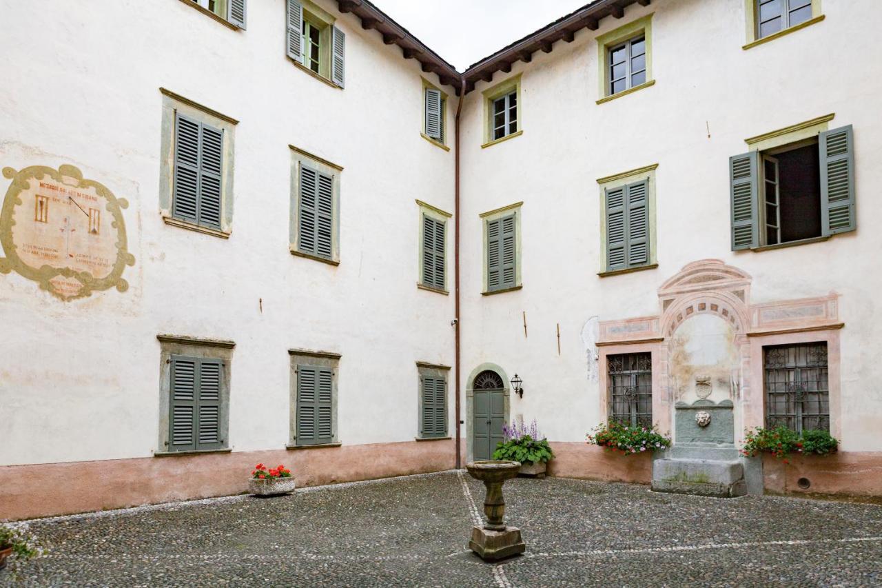 Palazzo Salis - La Dimora Del Conte Apartment Tirano Luaran gambar